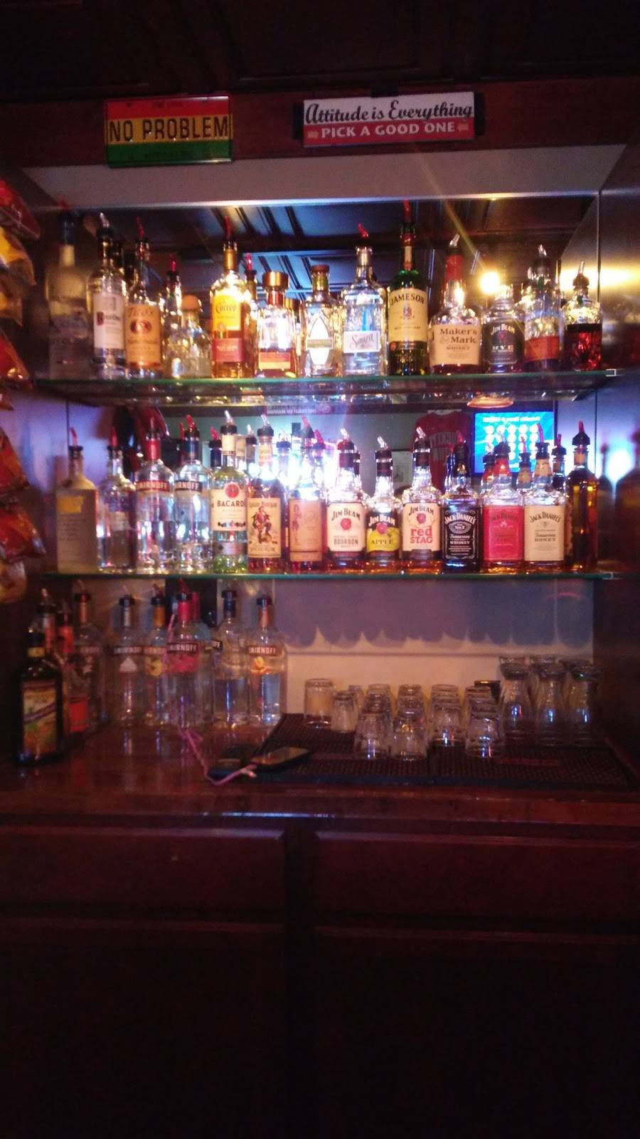 Billy Vs | restaurant | 161 Superior St, Rossford, OH 43460, USA | 4197202244 OR +1 419-720-2244