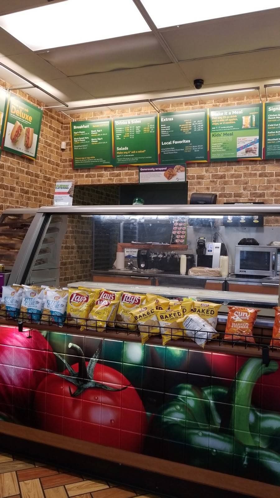 Subway | restaurant | 2826 E 11th St, Tulsa, OK 74104, USA | 9189925055 OR +1 918-992-5055