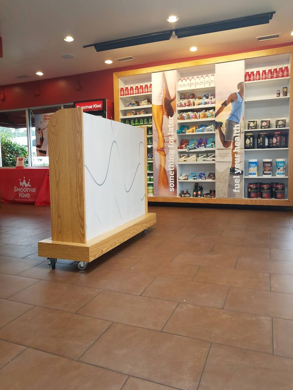 Smoothie King | restaurant | 225 12th Ave NE, Hickory, NC 28601, USA | 8288553833 OR +1 828-855-3833