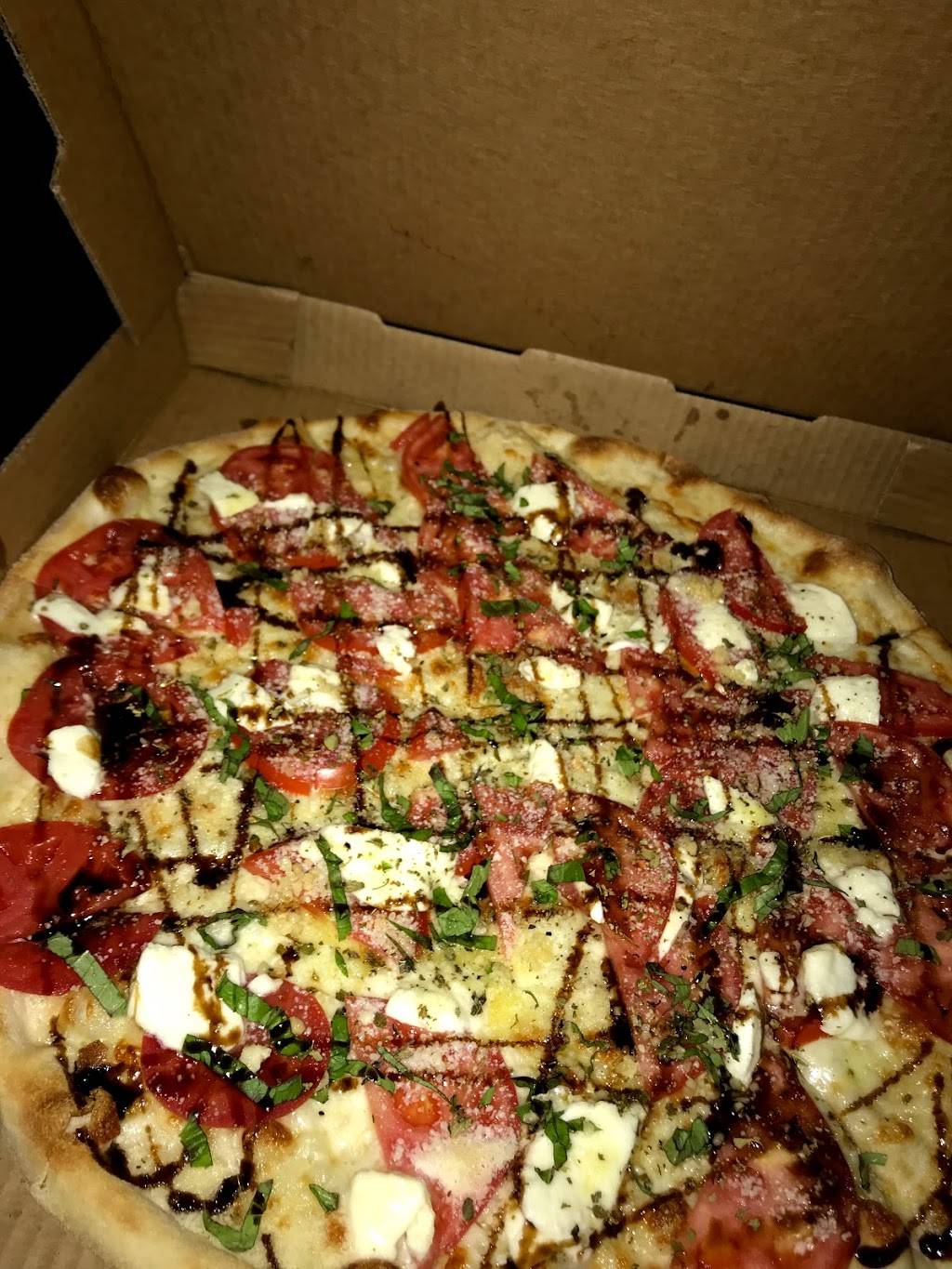 South Beach Pizzeria | meal delivery | 1621 Ocean Dr, Vero Beach, FL 32963, USA | 7722311110 OR +1 772-231-1110