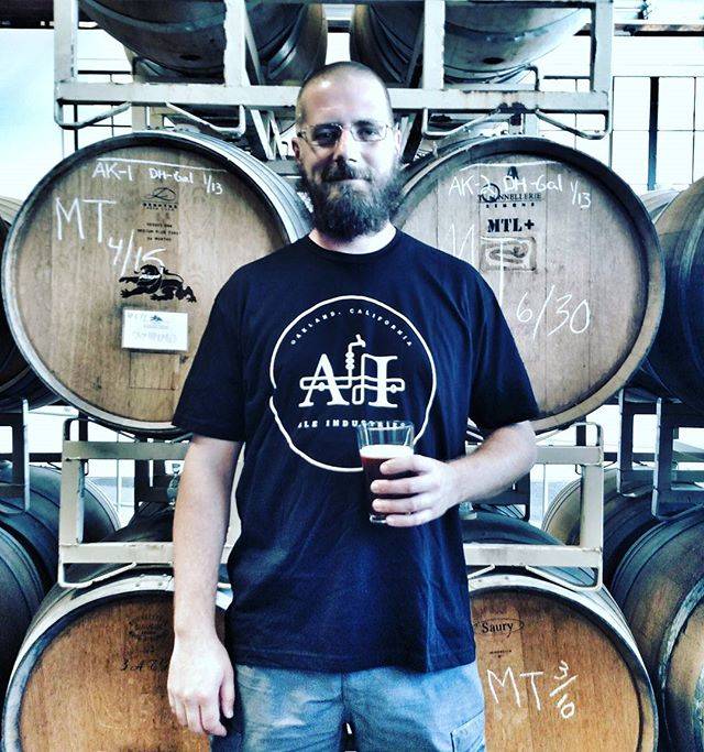 AI Taproom | restaurant | 3096 E 10th St, Oakland, CA 94601, USA | 5104793185 OR +1 510-479-3185