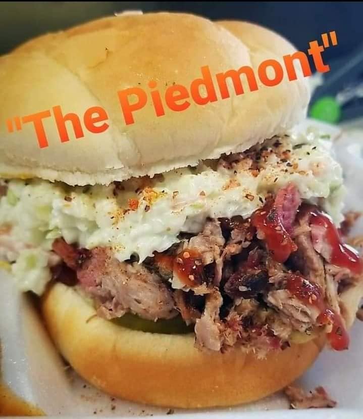 Lickin My Chicken & Pullin My Pork BBQ | restaurant | 10325 IL-33, Effingham, IL 62401, USA | 2179943551 OR +1 217-994-3551