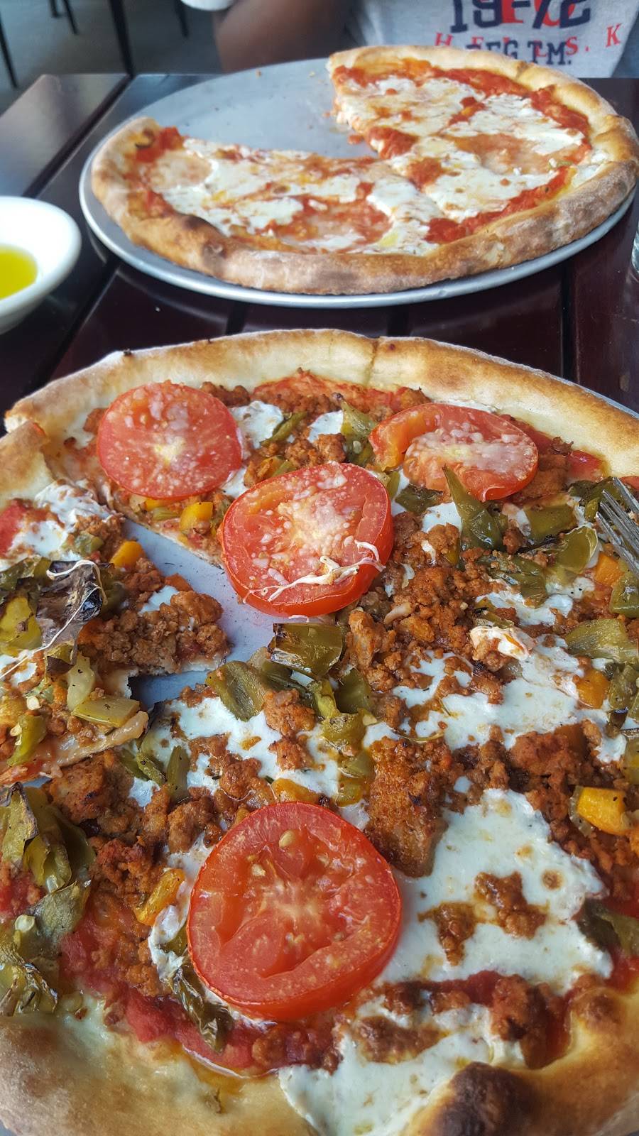 Bella Luna Restaurant | restaurant | 574 Columbus Ave, New York, NY 10024, USA | 2128772267 OR +1 212-877-2267