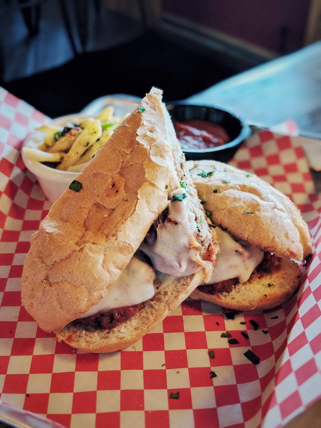 Main St. Pizzeria & Beer Garden | restaurant | 214 N Main Street, Buda, TX 78610, USA | 5125238517 OR +1 512-523-8517