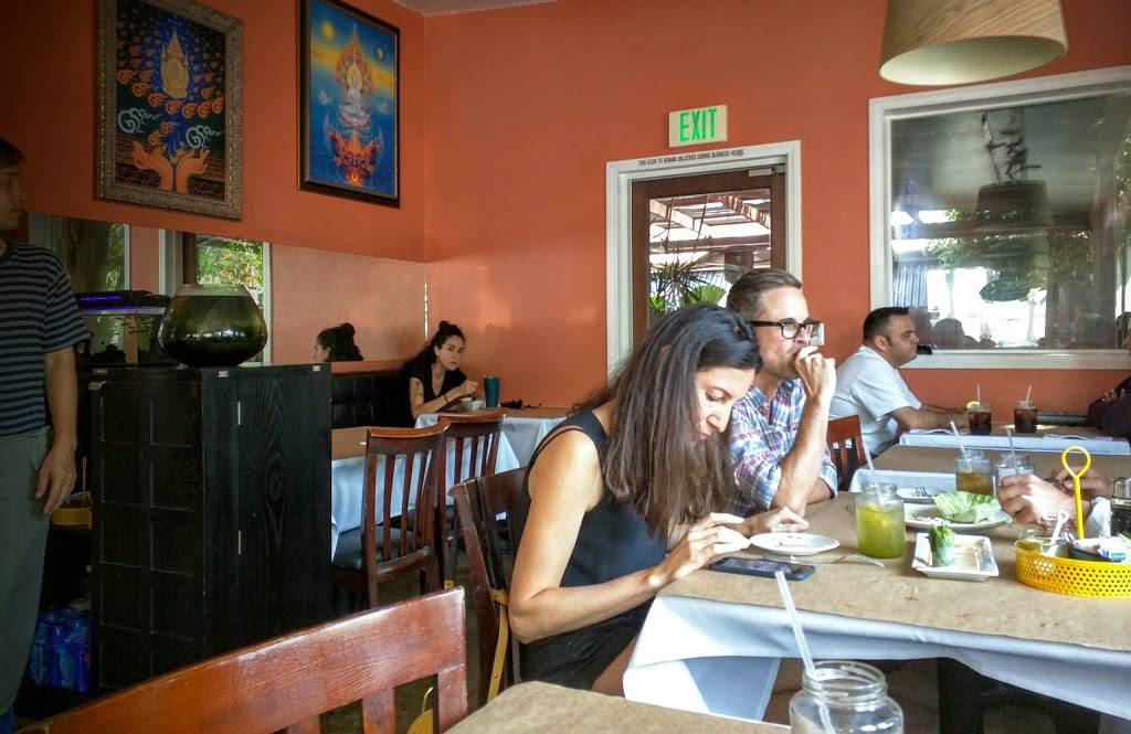 Galanga Thai Fusion | restaurant | 7440 CA-2, West Hollywood, CA 90046, USA | 3238514355 OR +1 323-851-4355