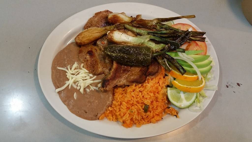 El Pueblito | restaurant | 3941 W Touhy Ave, Lincolnwood, IL 60712, USA | 8473297633 OR +1 847-329-7633