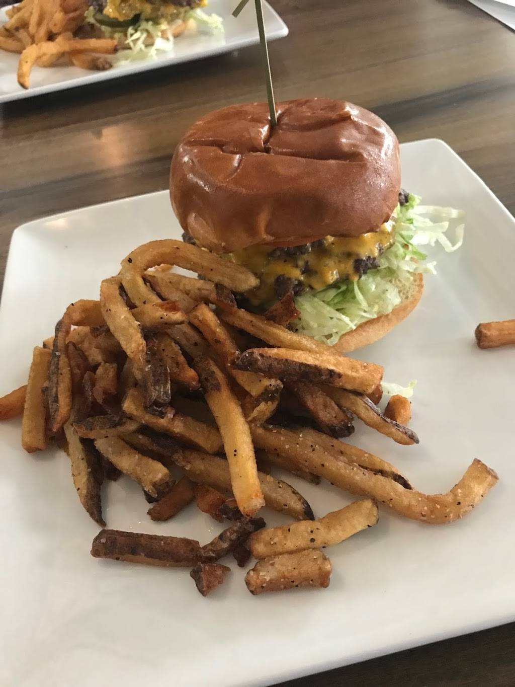 Strawberry Alley Ale Works | restaurant | 103 Strawberry Alley, Clarksville, TN 37040, USA | 9319194777 OR +1 931-919-4777