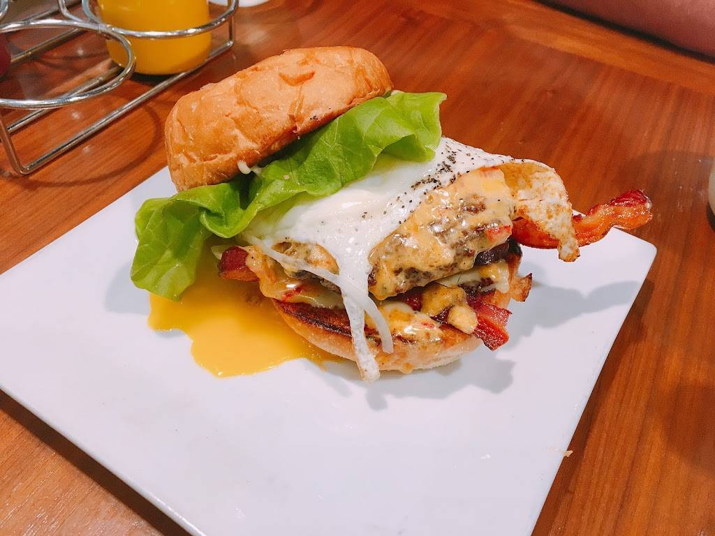 Bettys Eatery | restaurant | 915 Houston Northcutt Blvd, Mt Pleasant, SC 29464, USA | 8436549596 OR +1 843-654-9596