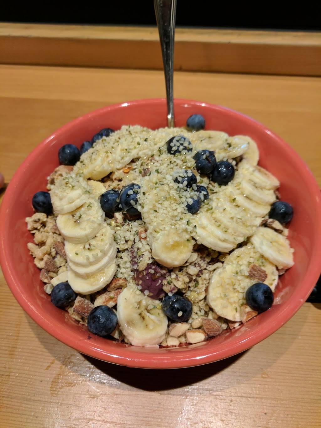 Backyard Bowls | restaurant | 8303 Beverly Blvd, Los Angeles, CA 90048, USA | 3237465404 OR +1 323-746-5404