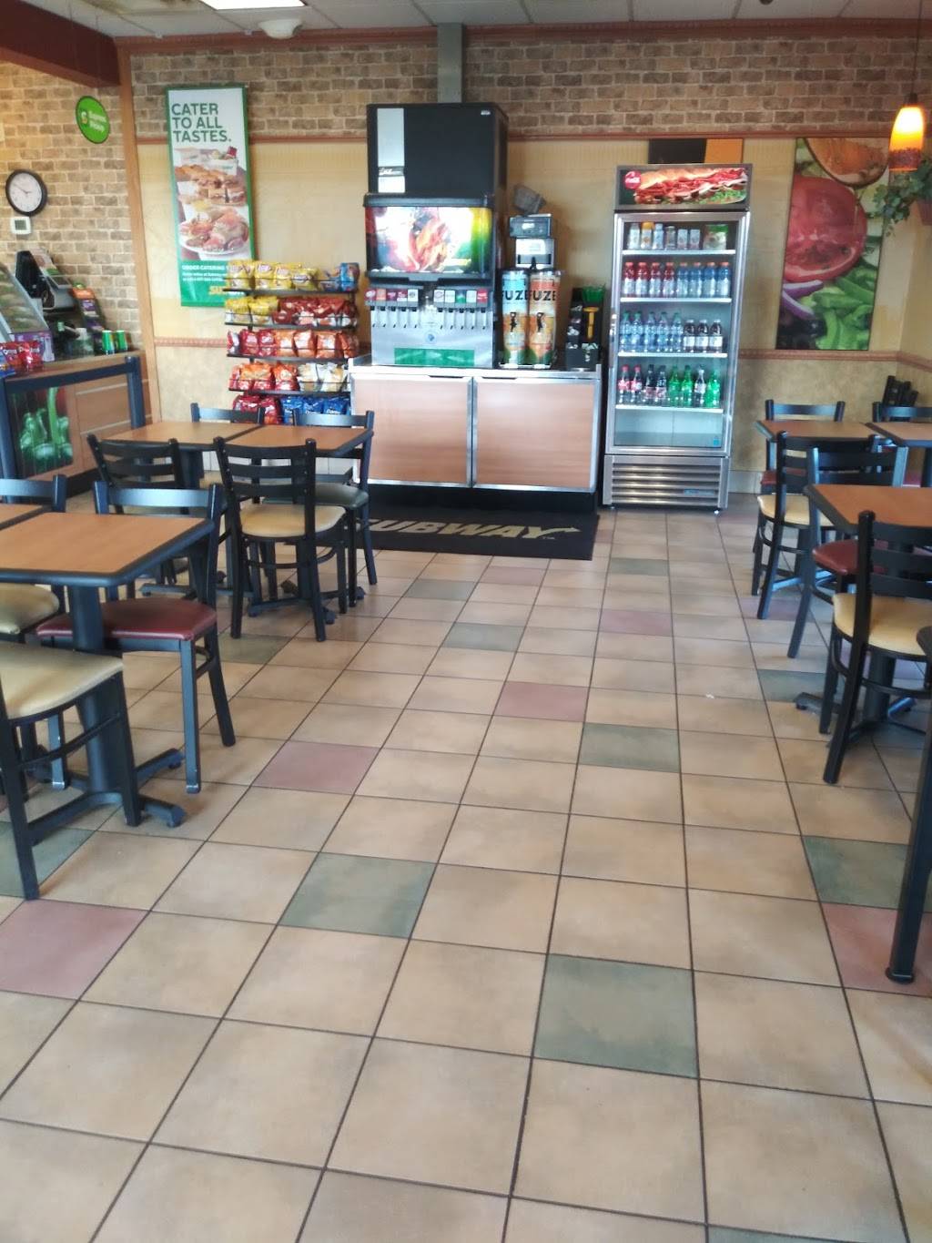 Subway | restaurant | 1000-B Main St, Altavista, VA 24517, USA | 4343692366 OR +1 434-369-2366
