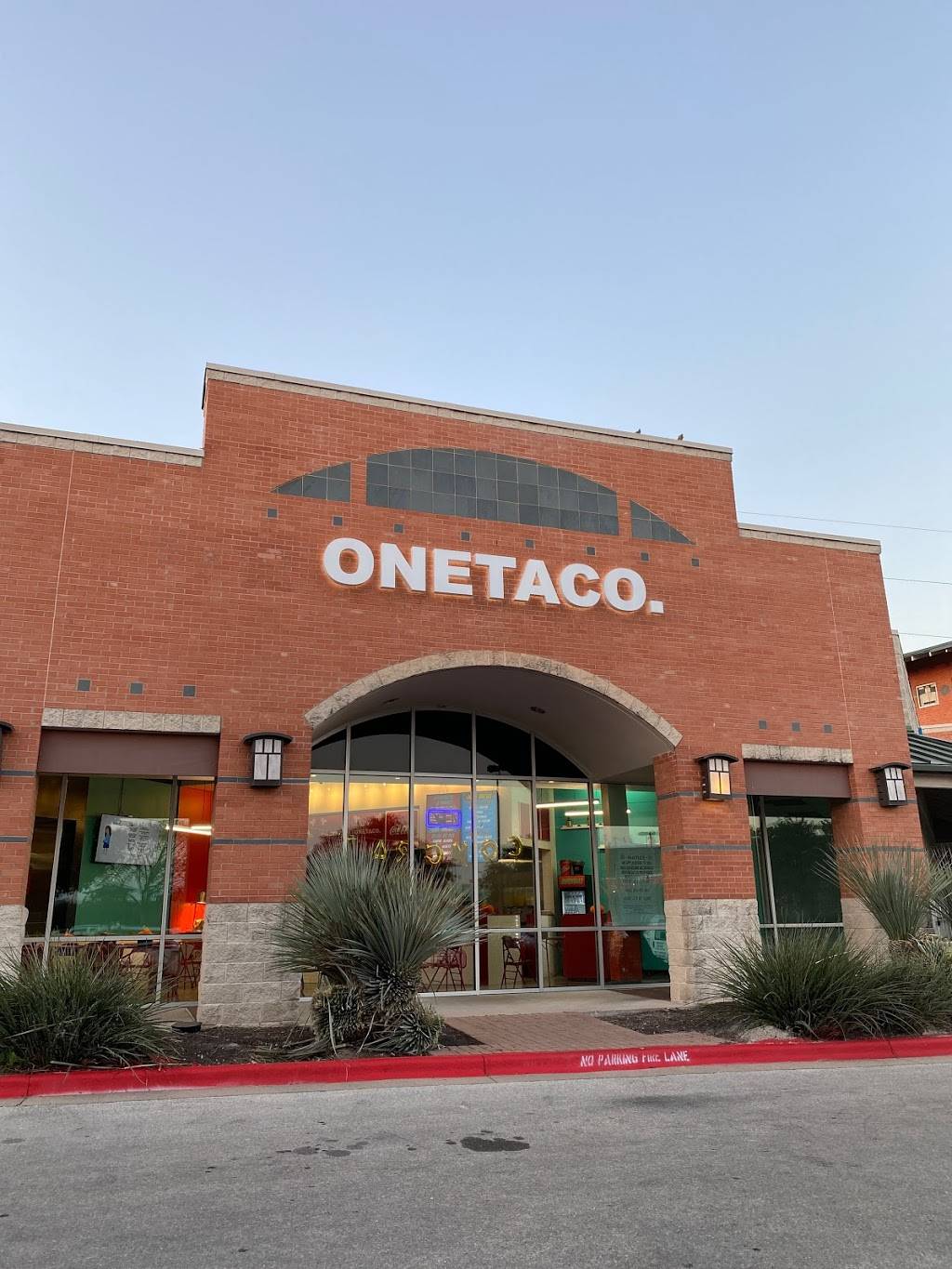One Taco | restaurant | 500 W Canyon Ridge Dr, Austin, TX 78753, USA | 5122962538 OR +1 512-296-2538