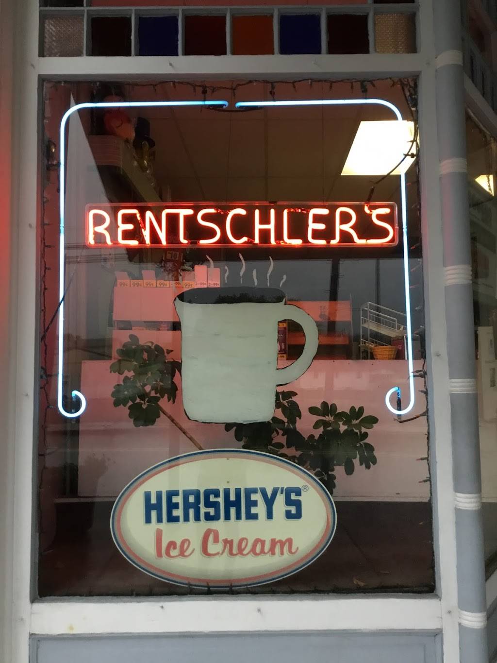 Rentschlers Ice Cream | restaurant | 27 W Main St, Ringtown, PA 17967, USA | 5708893938 OR +1 570-889-3938