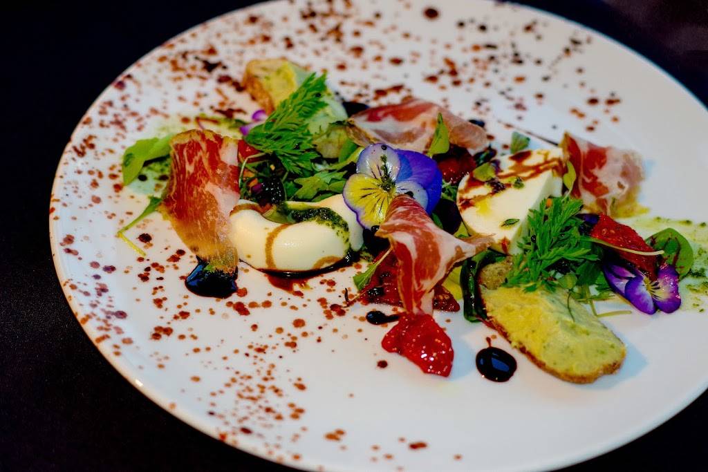 Golf Le Royal Bromont et Cellier du Roi | restaurant | 400 Chemin Compton, Bromont, QC J2L 1E9, Canada | 4505344653 OR +1 450-534-4653