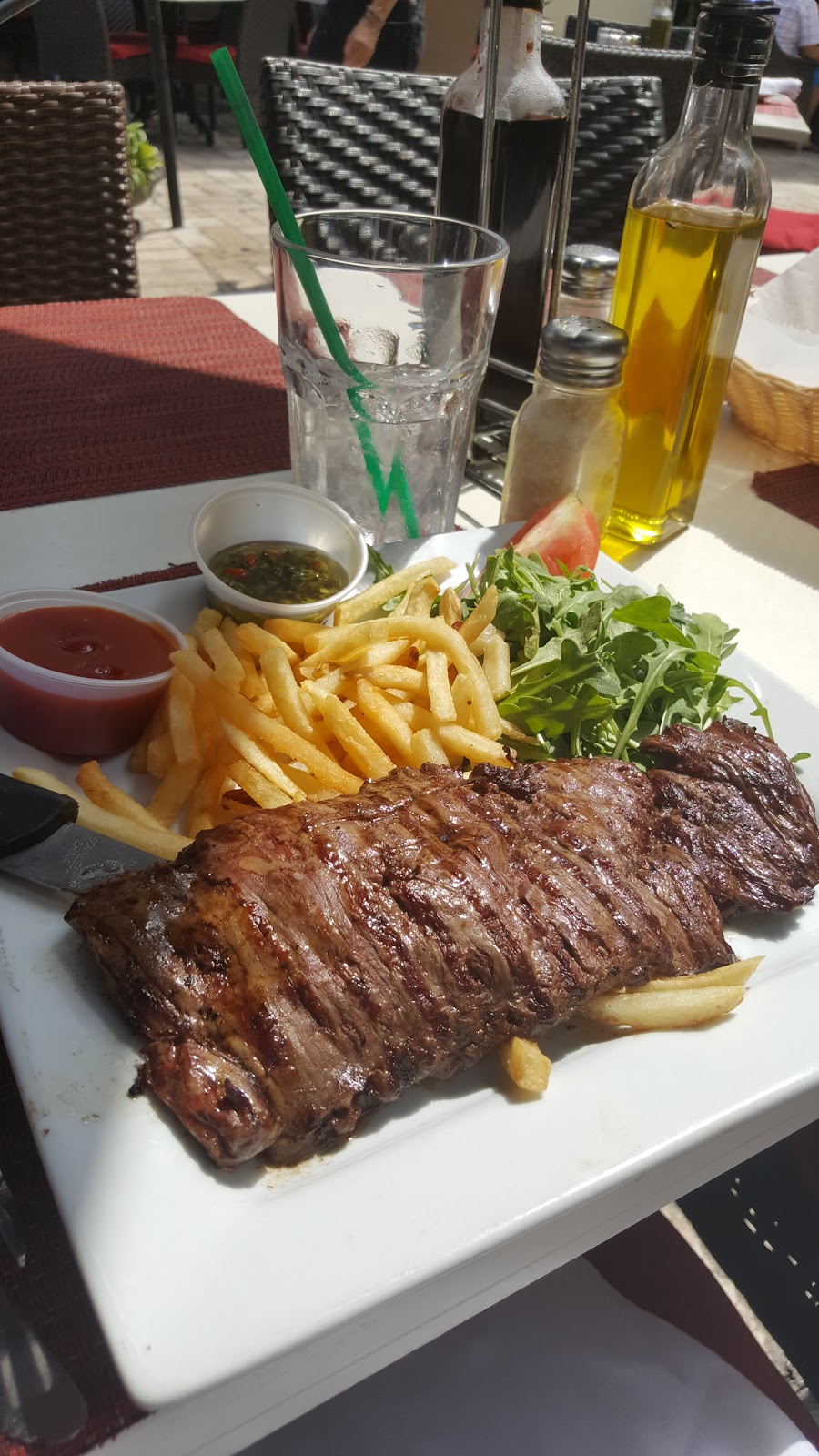 Mia Bella Roma | restaurant | 1238 Ocean Dr, Miami Beach, FL 33139, USA | 3053978544 OR +1 305-397-8544