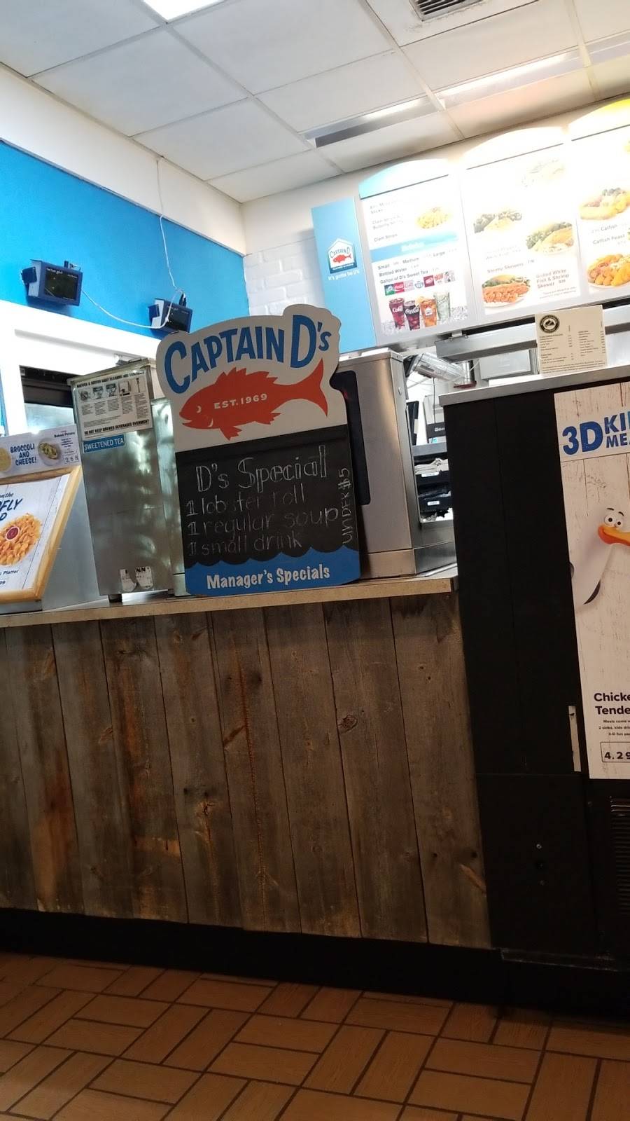 Captain Ds | restaurant | 415 Highland Square, Crossville, TN 38555, USA | 9314567702 OR +1 931-456-7702