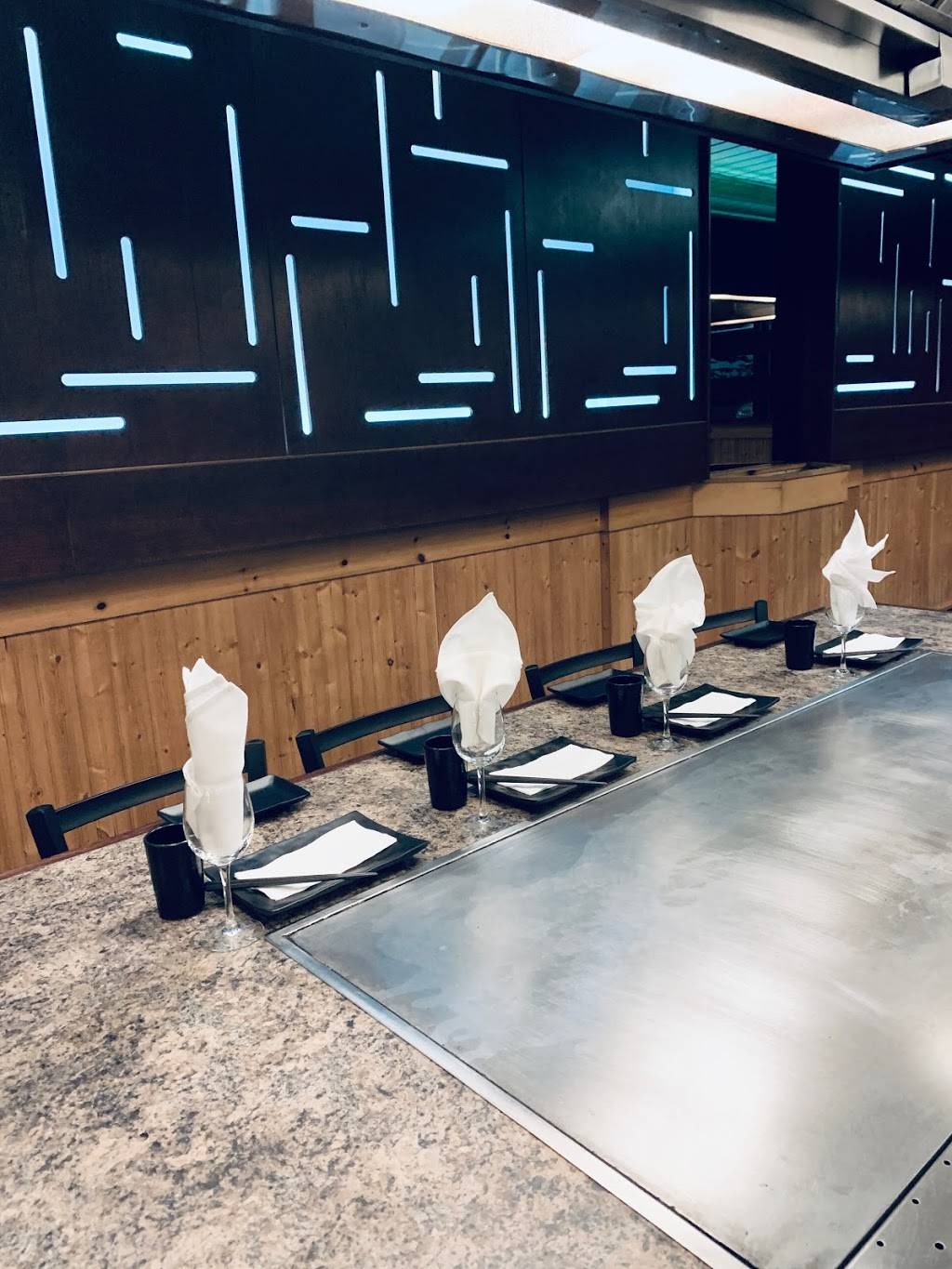 Asian Bay | restaurant | 900 Don Mills Rd, North York, ON M3C 1V6, Canada | 4164456508 OR +1 416-445-6508