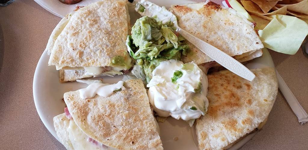 Las Fuentes Restaurant | restaurant | 18415 Vanowen St, Reseda, CA 91335, USA | 8187083344 OR +1 818-708-3344