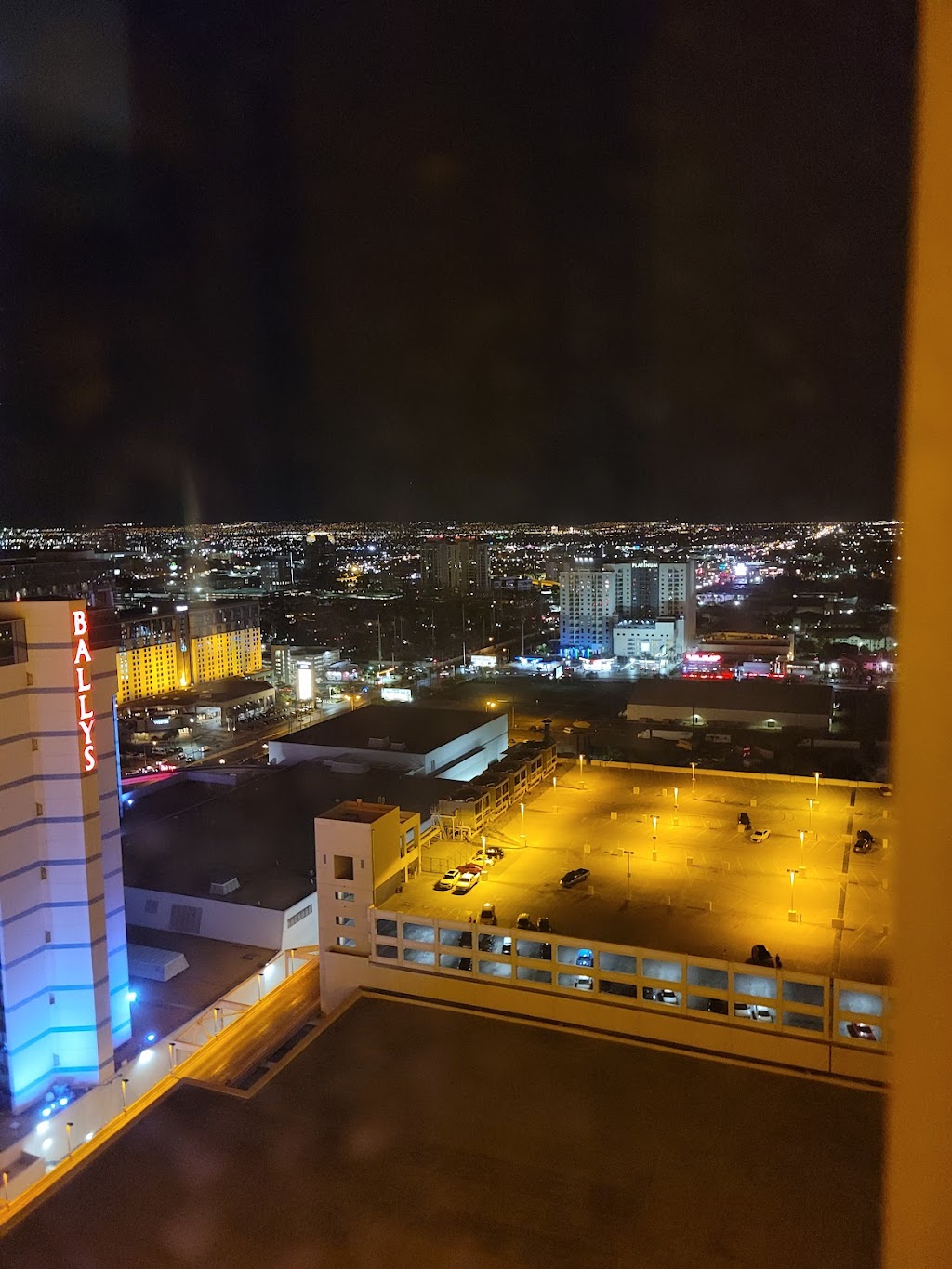 White Hawk Country Club | restaurant | 1001 White Hawk Dr, Crown Point, IN 46307, USA | 2196611300 OR +1 219-661-1300