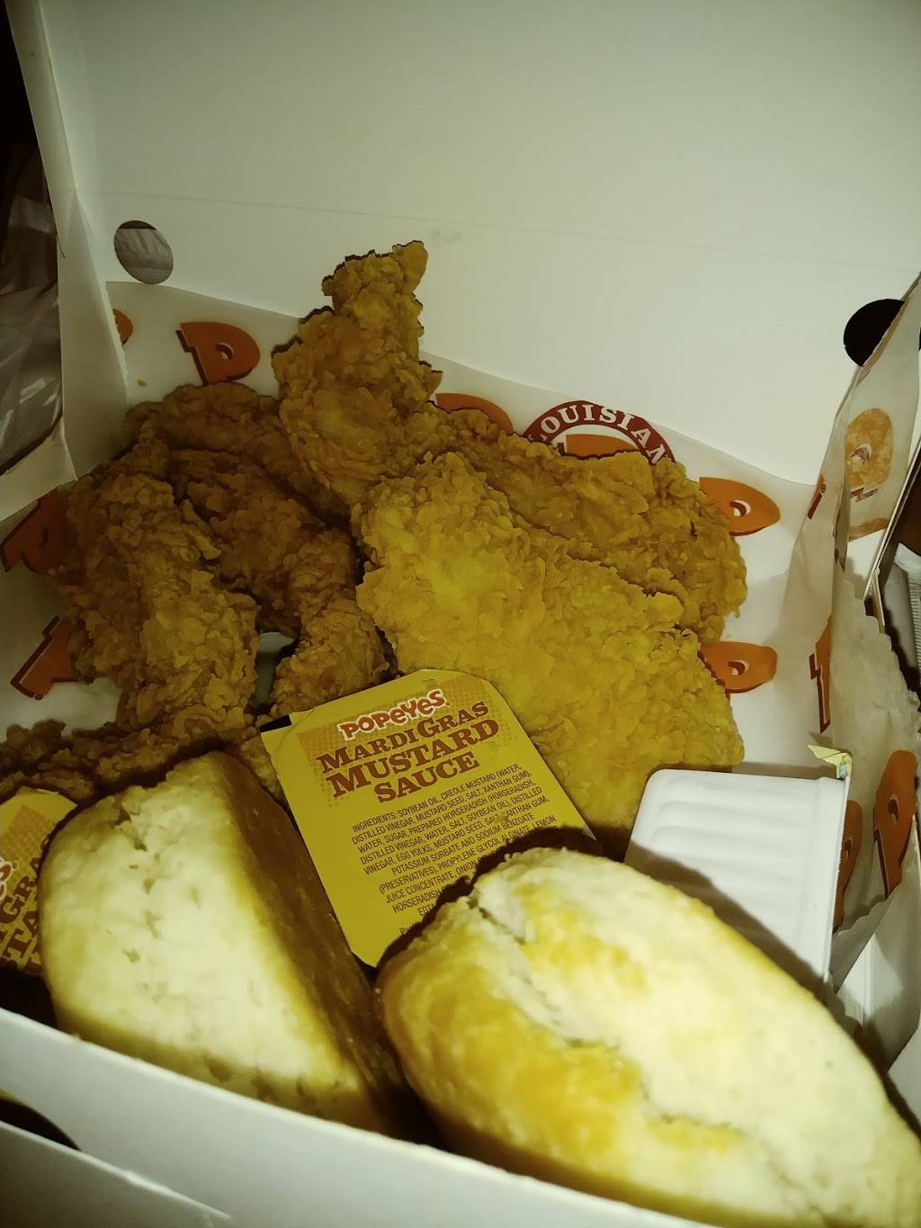 Popeyes Louisiana Kitchen | restaurant | 14747 Lorain Ave, Cleveland, OH 44111, USA | 2162520770 OR +1 216-252-0770
