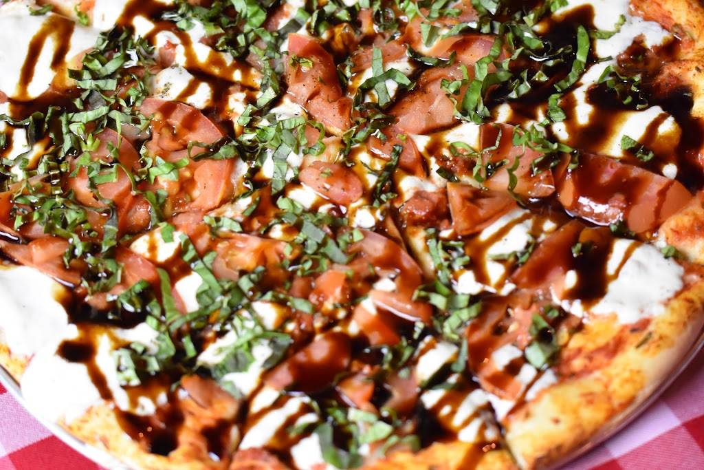 Cavatore | restaurant | 2120 Ella Blvd, Houston, TX 77008, USA | 7138696622 OR +1 713-869-6622