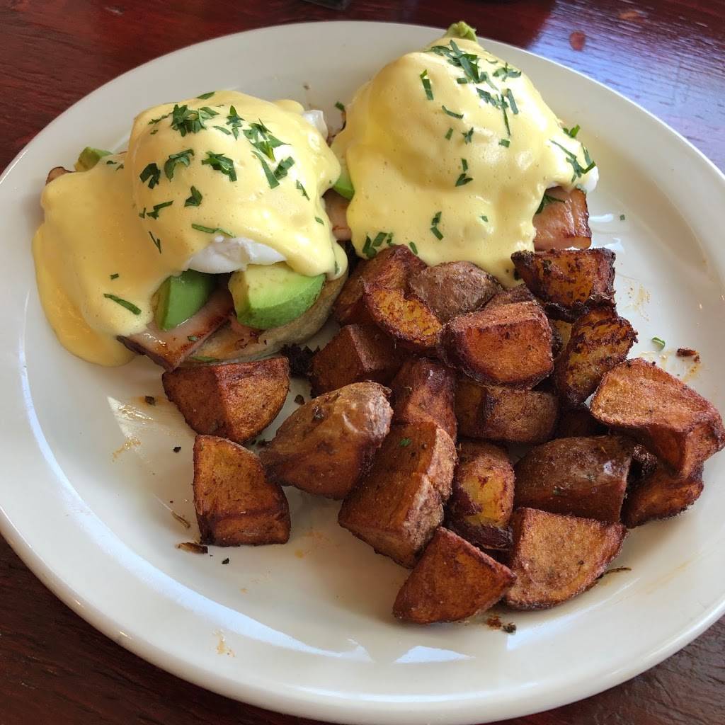 Pigfish Café | restaurant | 921 SW 152nd St, Burien, WA 98166, USA | 2062465204 OR +1 206-246-5204