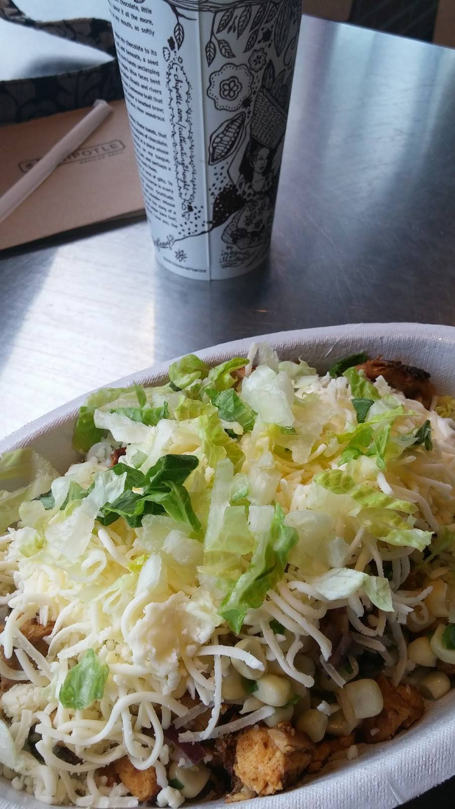 Chipotle Mexican Grill | restaurant | 5697 Romar Dr, Milford, OH 45150, USA | 5139658666 OR +1 513-965-8666