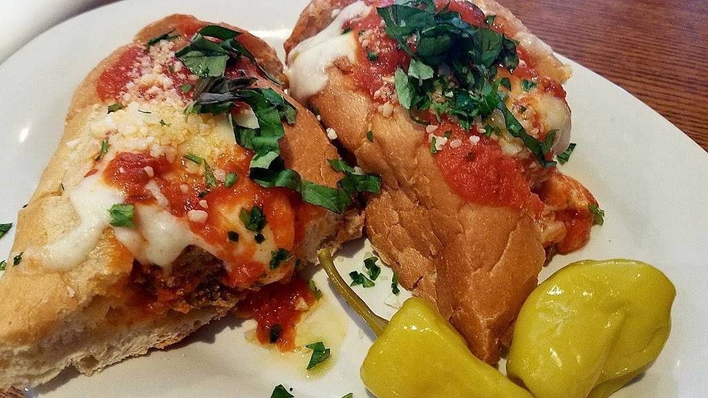 Neighborhood Italian Kitchen | restaurant | 1202 Berryville Ave, Winchester, VA 22601, USA | 5406867292 OR +1 540-686-7292