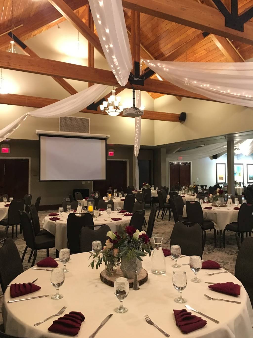 Tavern at Green Haven | restaurant | 2800 Greenhaven Rd, Anoka, MN 55303, USA | 7635762964 OR +1 763-576-2964