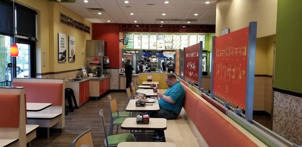 Del Taco | restaurant | 12387 23 Mile Rd, Shelby Charter Twp, MI 48315, USA | 5865807033 OR +1 586-580-7033