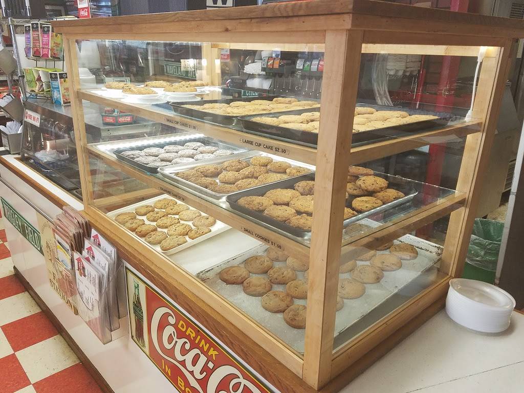 Kens Diner & Grill | restaurant | 3353 Dempster Street, Skokie, IL 60076, USA | 8476792850 OR +1 847-679-2850