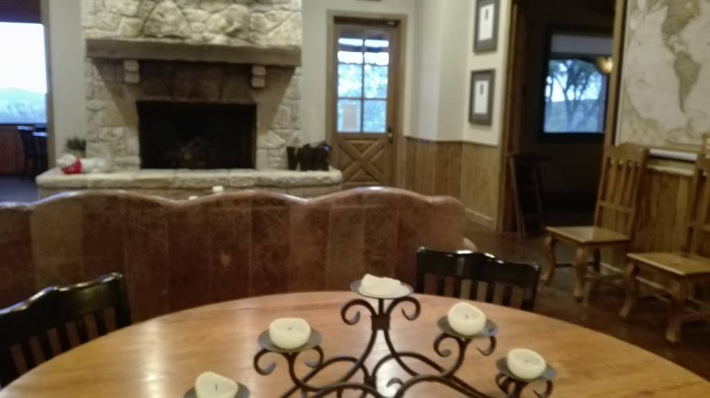 Wildcatter Steakhouse | restaurant | 6062 TX-16, Graham, TX 76450, USA | 9405493555 OR +1 940-549-3555