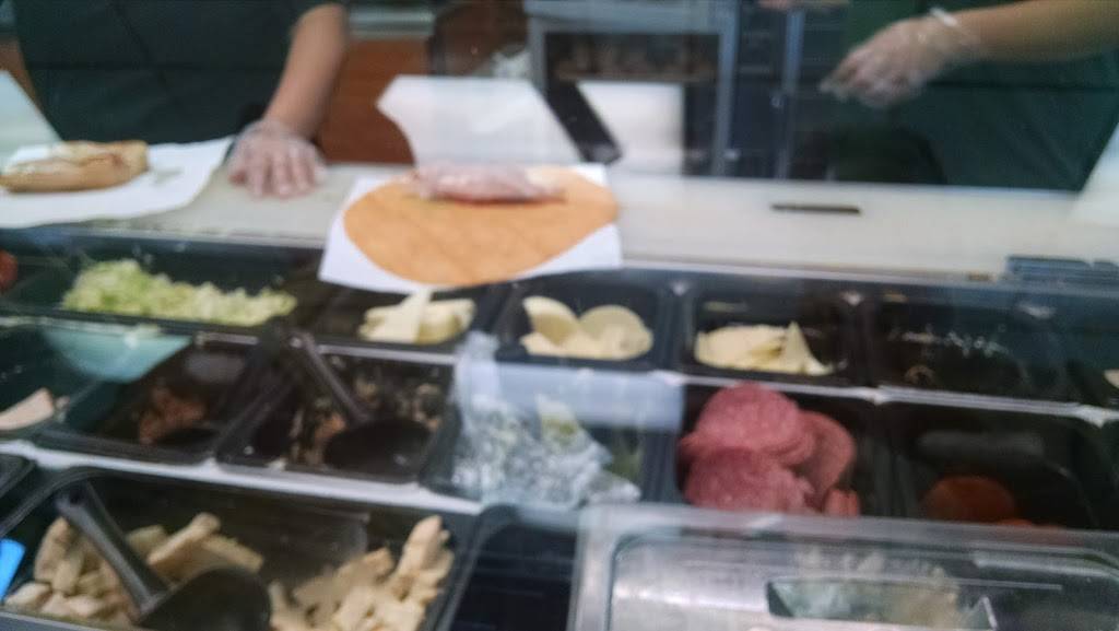 Subway | meal takeaway | 308 N Andover Rd, Andover, KS 67002, USA | 3167339988 OR +1 316-733-9988