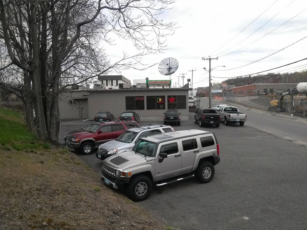 Lisboa Restaurante | restaurant | 19 Lafayette St ** KITCHEN CLOSED 3:00 - 5:00 PM**, Waterbury, CT 06708, USA | 2037540789 OR +1 203-754-0789