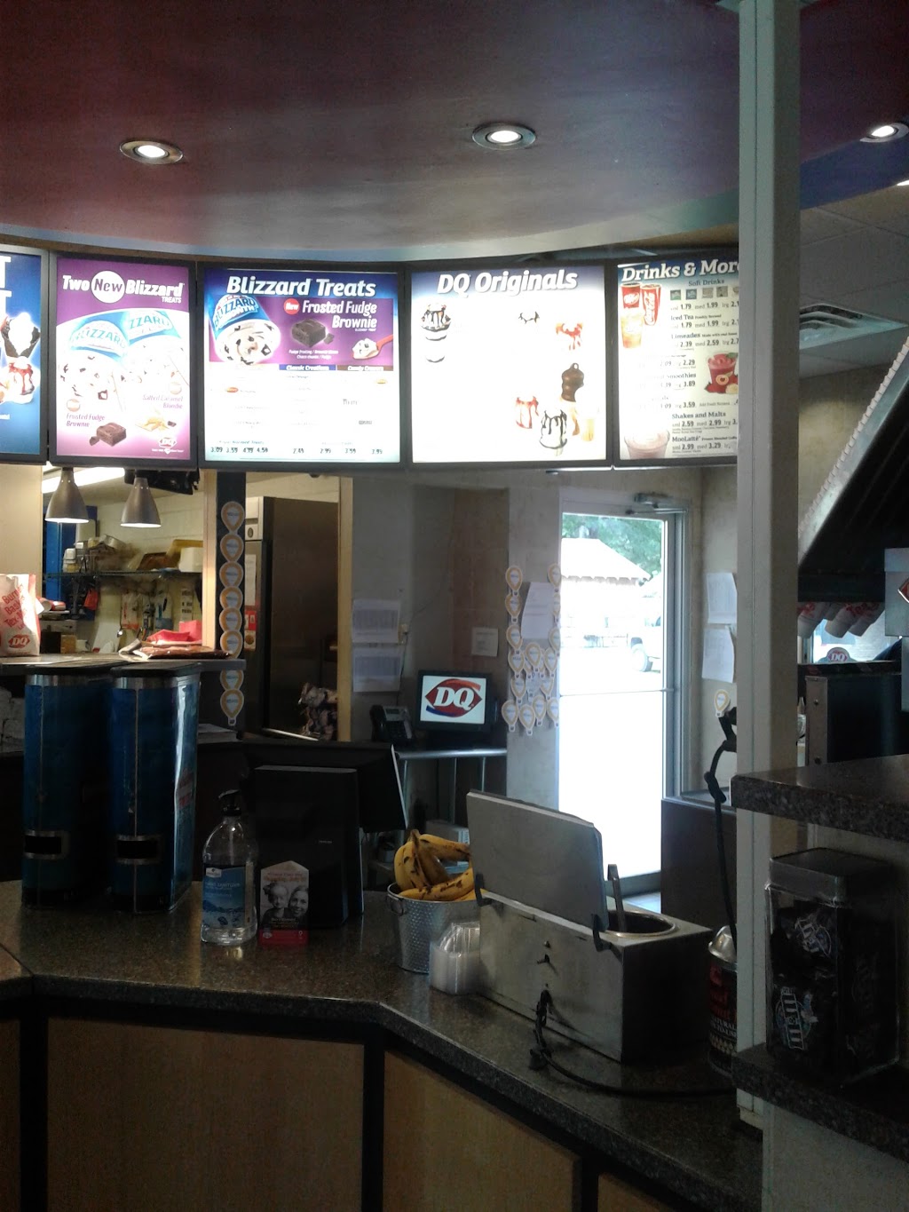 Dairy Queen | restaurant | 1620 Austin Ave, Brownwood, TX 76801, USA | 3256466132 OR +1 325-646-6132