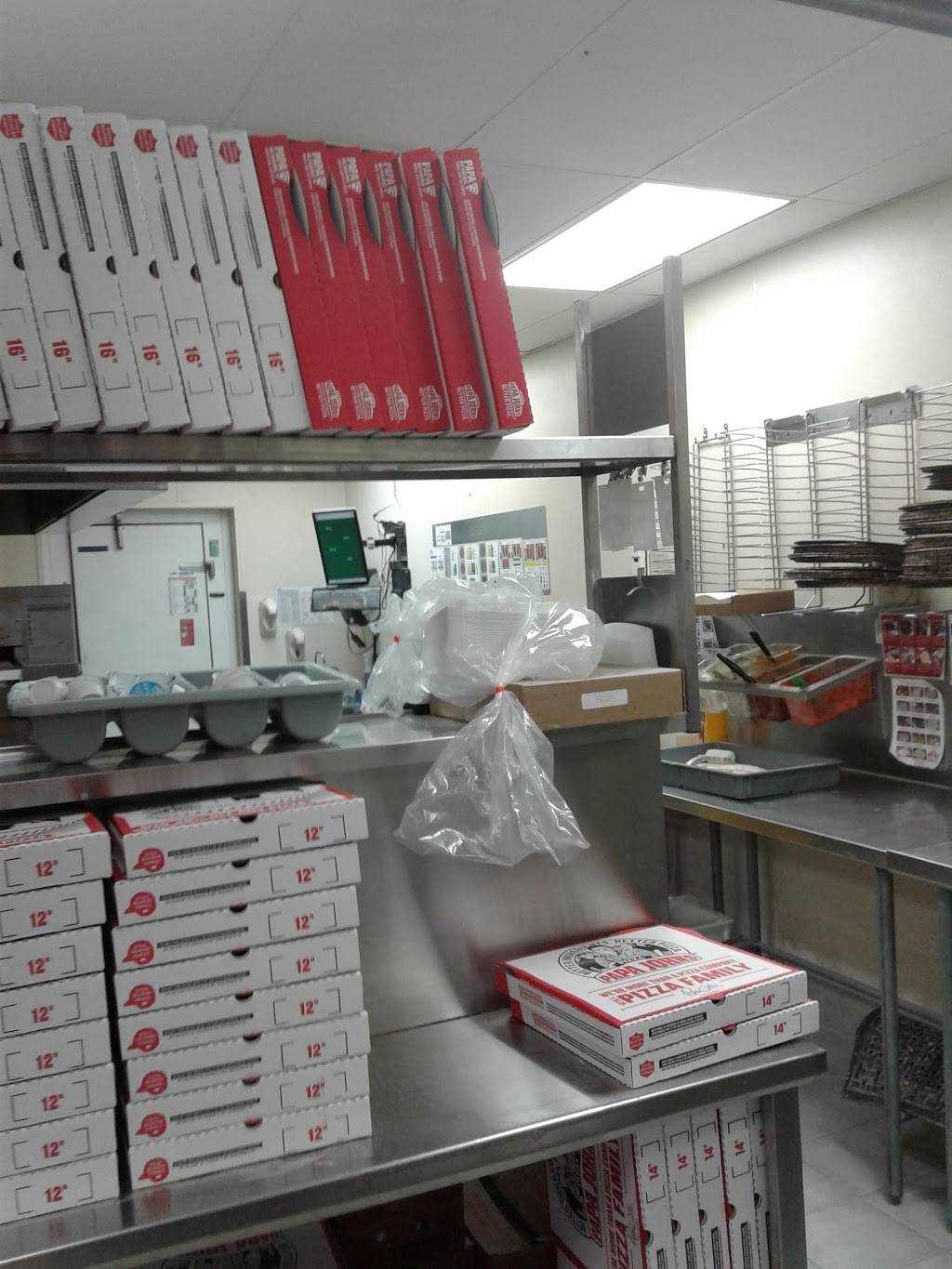 Papa Johns Pizza | restaurant | 17535 Pines Blvd, Pembroke Pines, FL 33029, USA | 9544337272 OR +1 954-433-7272