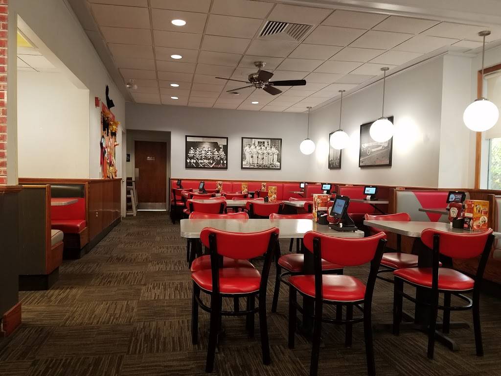Friendlys | restaurant | 1469 Providence Hwy, Norwood, MA 02062, USA | 7817697583 OR +1 781-769-7583