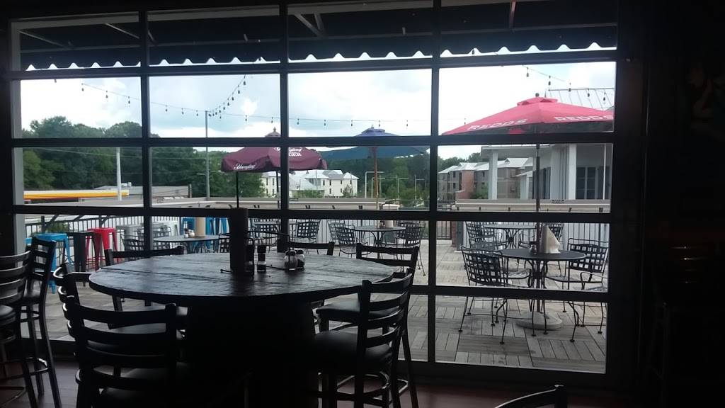 Lost Pizza Co. Oxford | restaurant | 7102 College Hill Rd, Oxford, MS 38655, USA | 6623711576 OR +1 662-371-1576