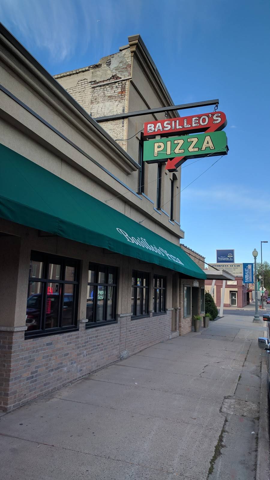 Basilleos Pizza Restaurant | meal delivery | 108 4th St NW, Faribault, MN 55021, USA | 5073326701 OR +1 507-332-6701
