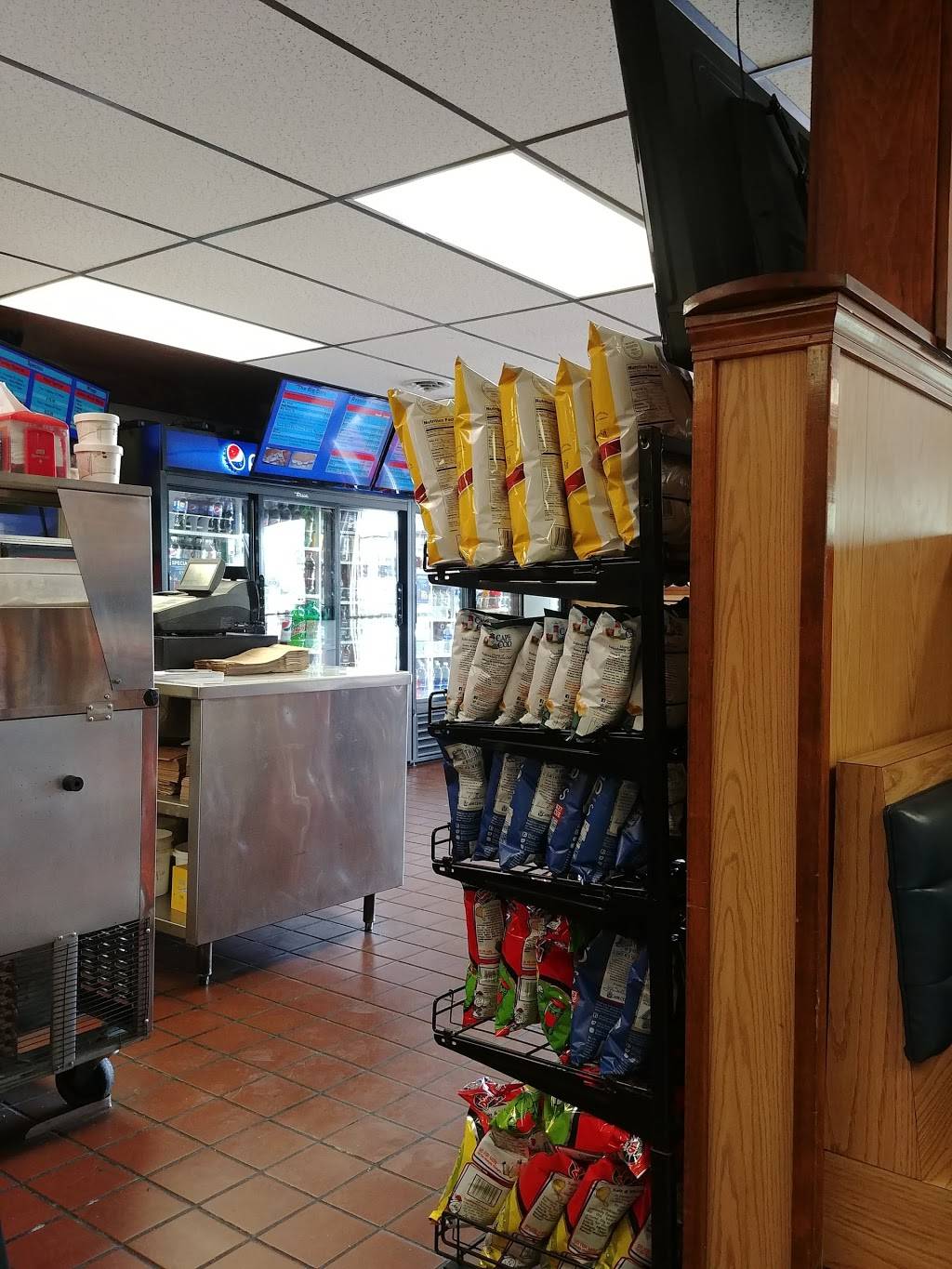 Damon’s Pizza and Italians | restaurant | 244 Western Ave, Augusta, ME 04330, USA | 2076220551 OR +1 207-622-0551