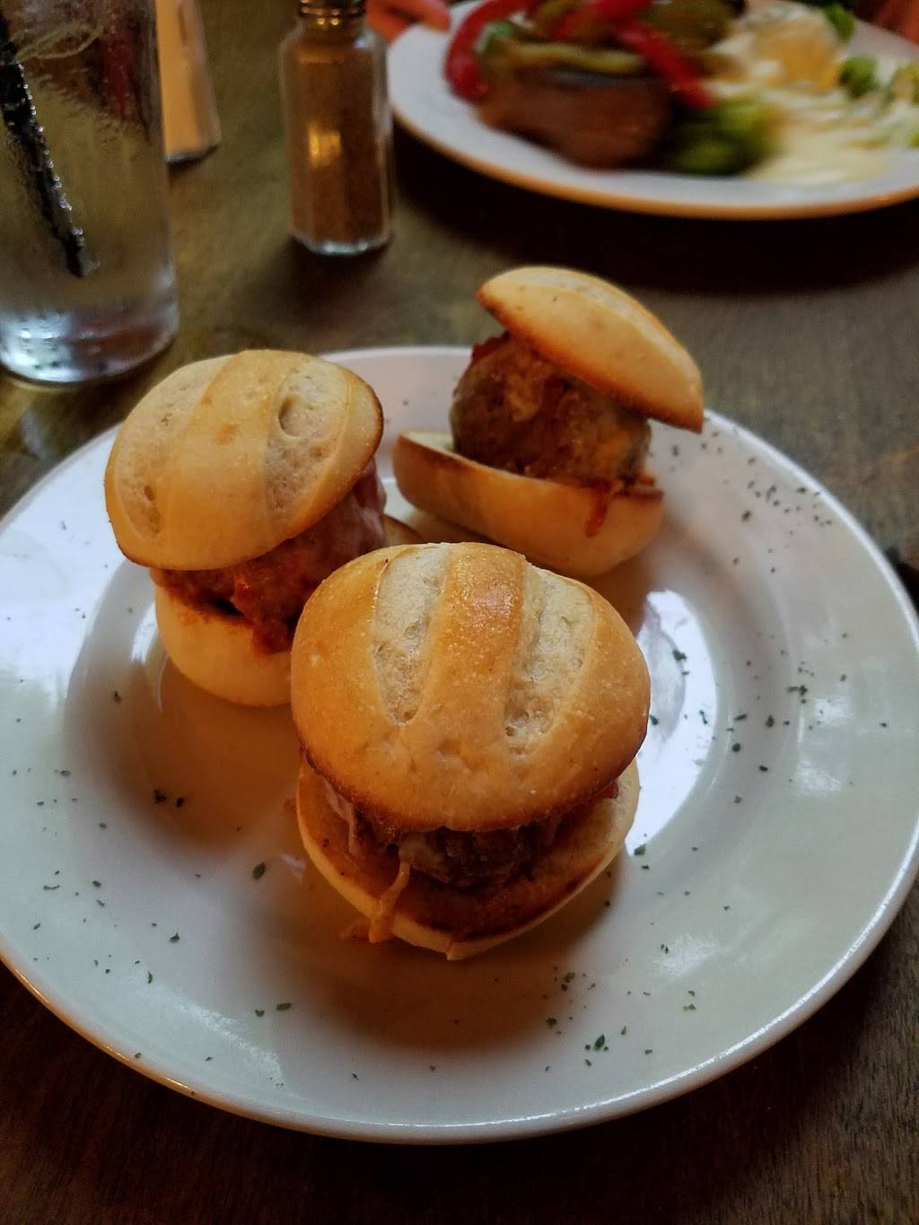 Olde Colonial Cafe | cafe | 171 Nahatan St, Norwood, MA 02062, USA | 7817690323 OR +1 781-769-0323