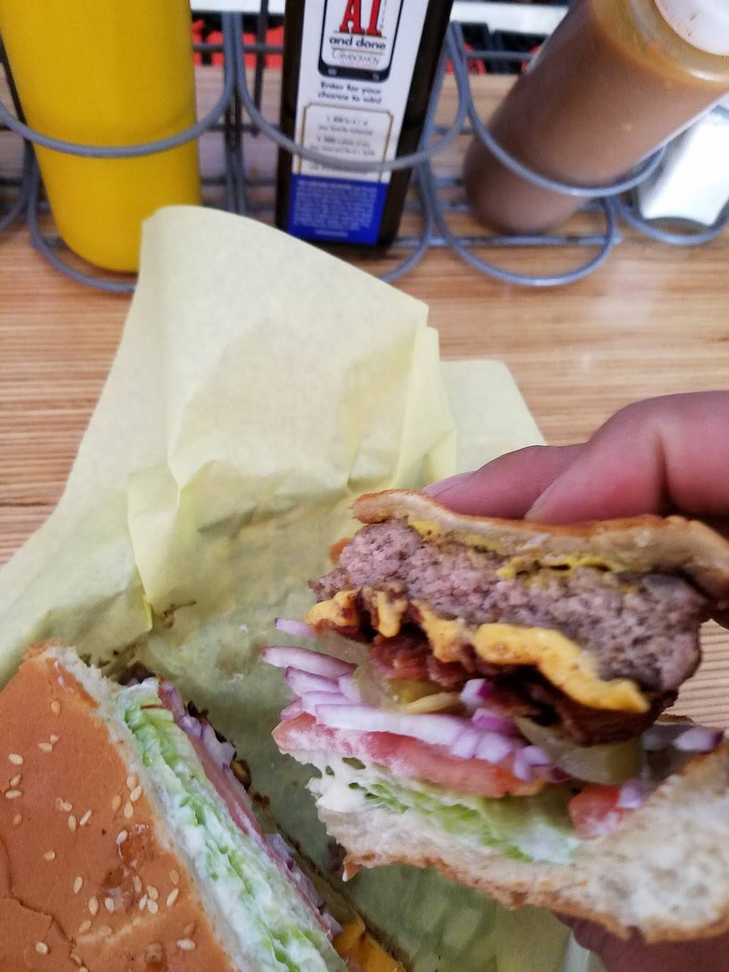 Cassidys Bar & Grill | restaurant | 2603 Newport Blvd, Newport Beach, CA 92663, USA | 9496758949 OR +1 949-675-8949