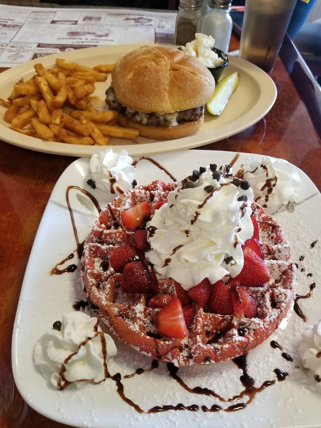 Frankies Waffles And Burgers | bakery | 565 US-6, Mahopac, NY 10541, USA | 8456212527 OR +1 845-621-2527