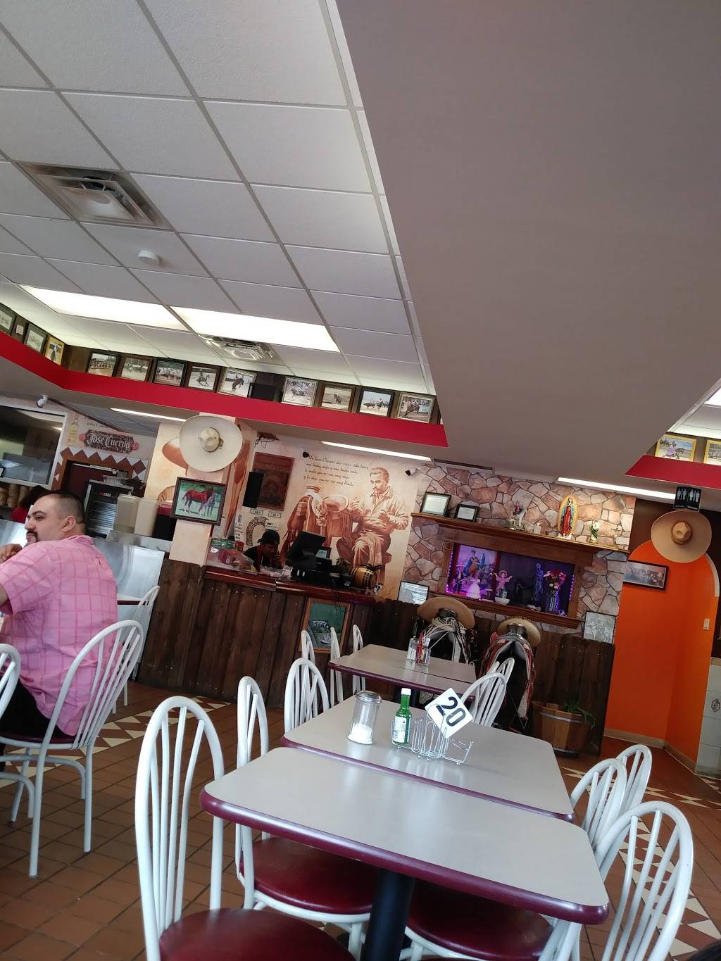 El Lienzo Charro | restaurant | 2308 Chicago Rd, Chicago Heights, IL 60411, USA | 7085159243 OR +1 708-515-9243