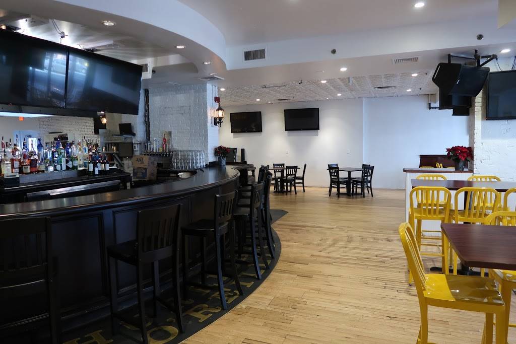 Hurricanes at the Garden | restaurant | 150 Canal St, Boston, MA 02114, USA | 6177220161 OR +1 617-722-0161