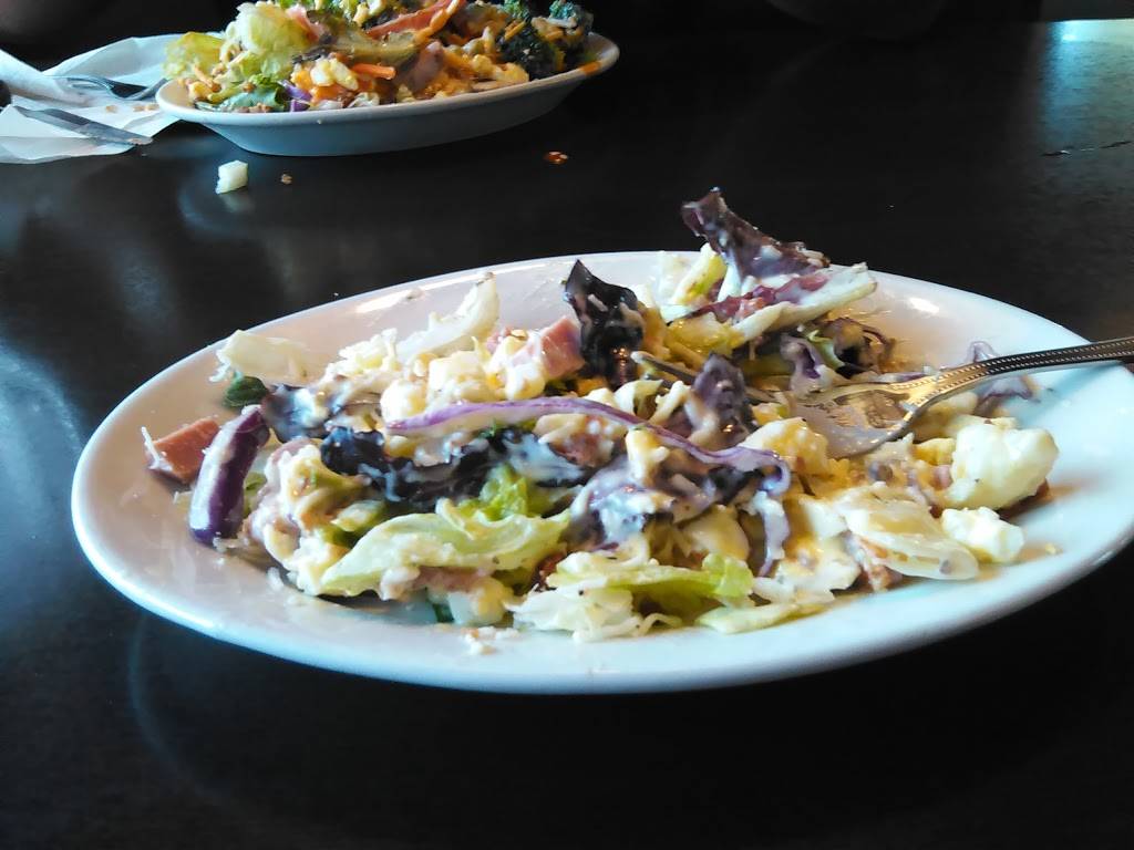 Ruby Tuesday | restaurant | 4065 Marlane Dr, Grove City, OH 43123, USA | 6148011650 OR +1 614-801-1650