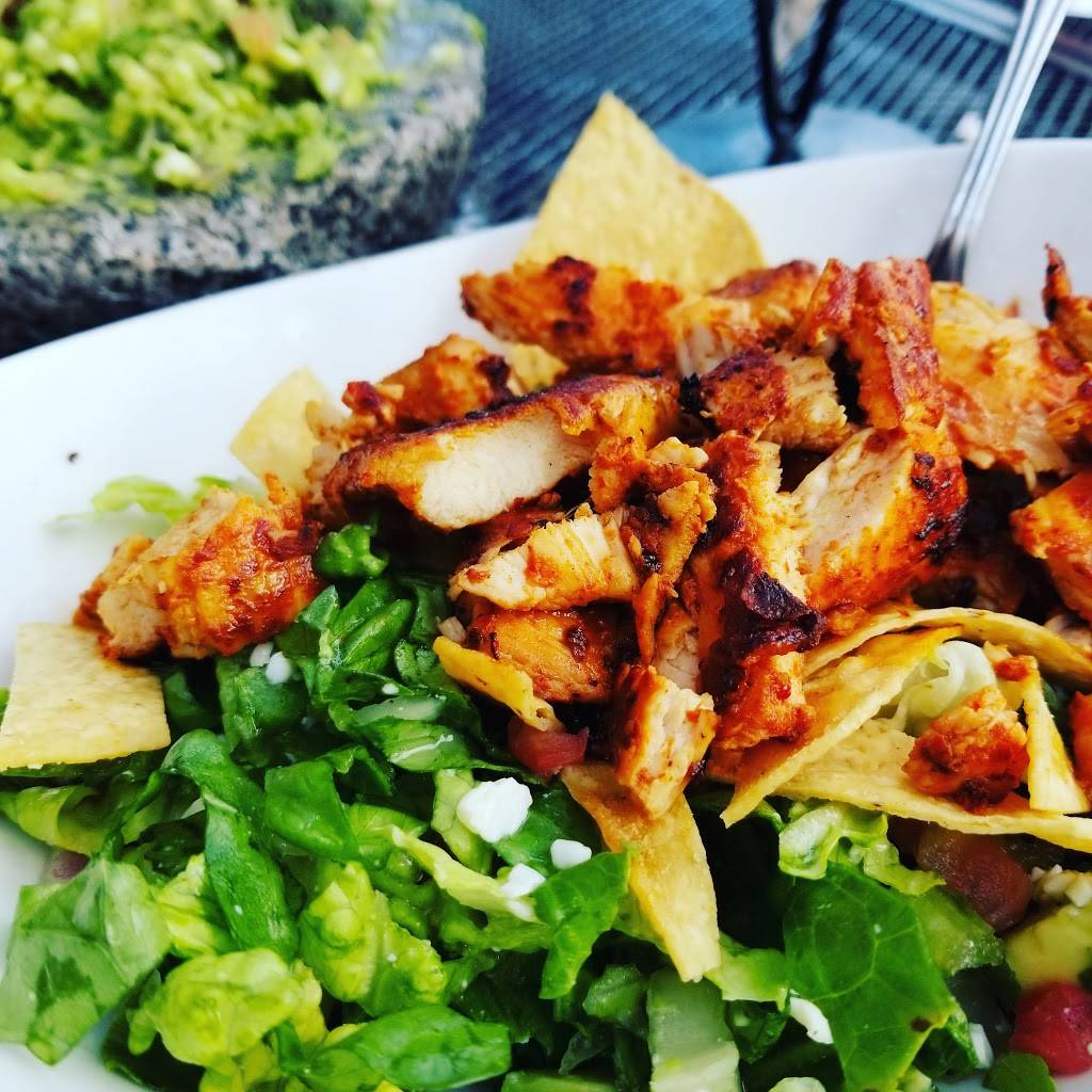 Habaneros Mexican Restaurant Greenfield And Margarita House | restaurant | 7700 W Layton Ave, Greenfield, WI 53220, USA | 4142825000 OR +1 414-282-5000