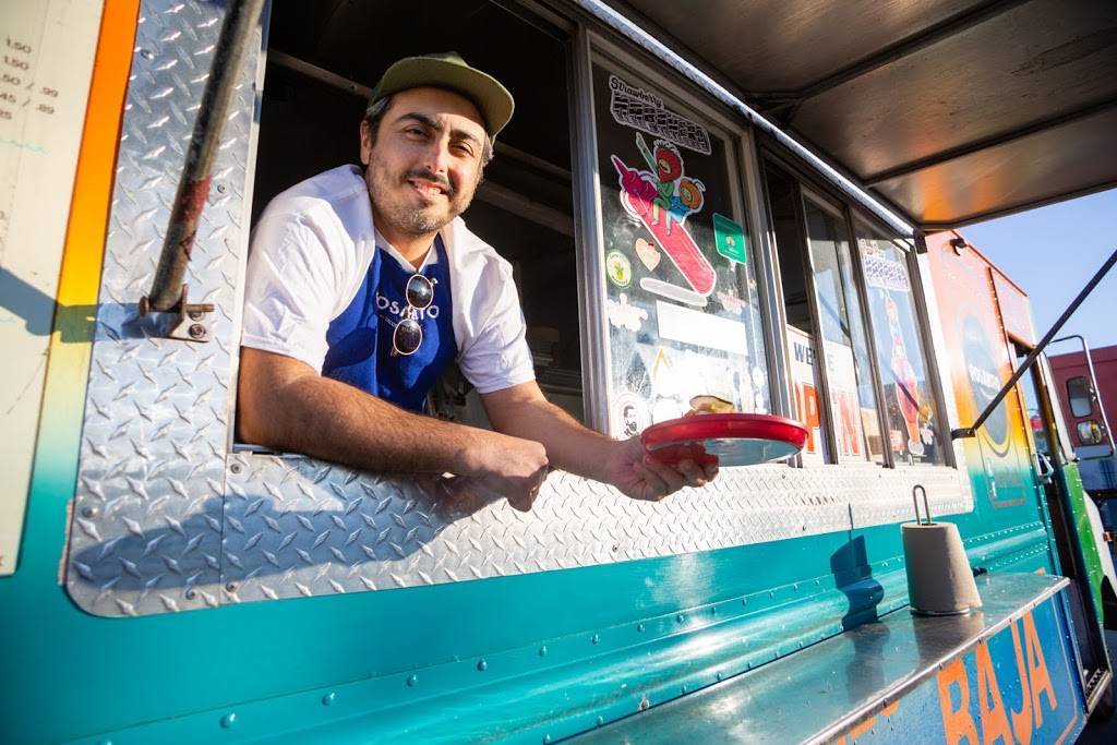 Rosarito | restaurant | 1812 E 6th St, Austin, TX 78702, USA | 5129710181 OR +1 512-971-0181