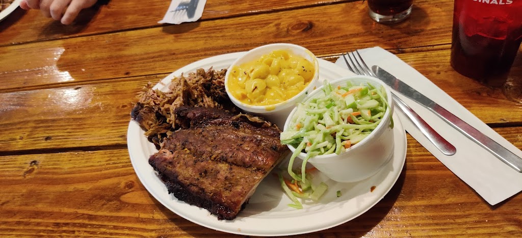Anchor Smokehouse | restaurant | 165 Bradley Bay Dr, Meadview, AZ 86444, USA | 9285642880 OR +1 928-564-2880