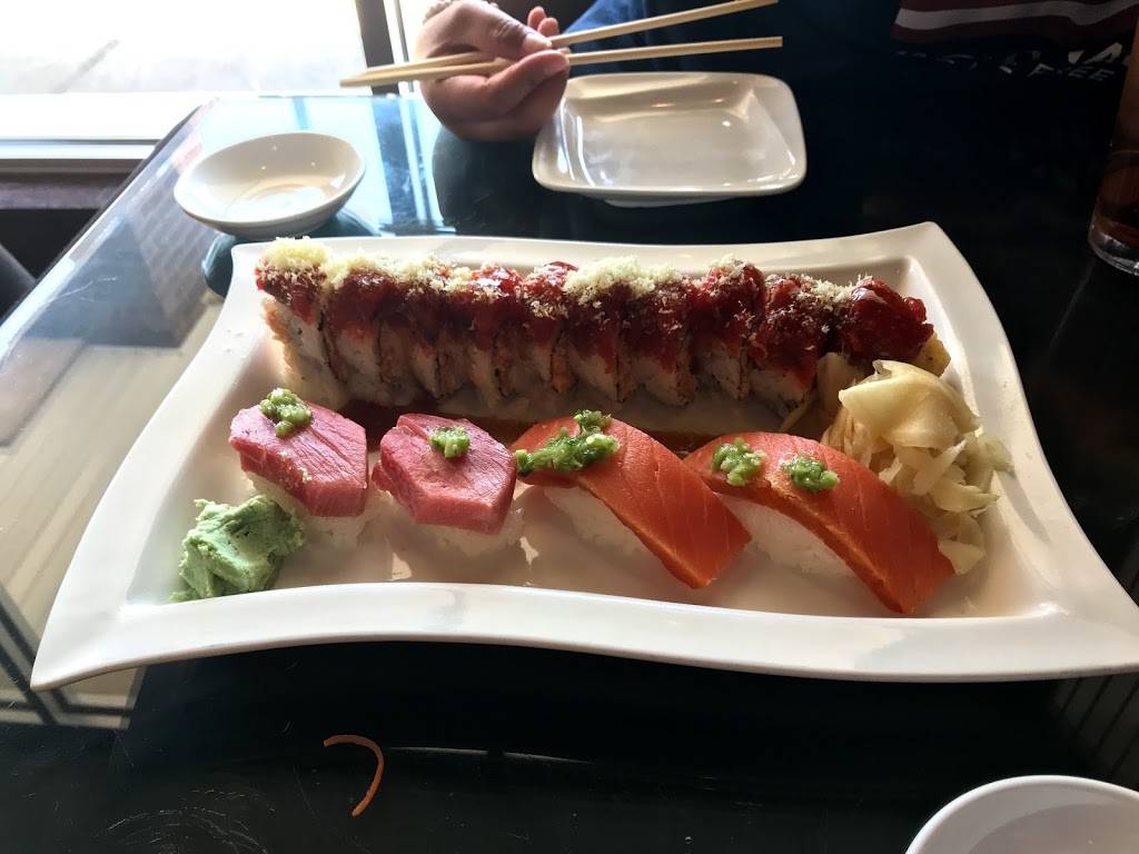 Sakura Blue | restaurant | 4600 Shelbyville Rd #118, Louisville, KY 40207, USA | 5028973600 OR +1 502-897-3600