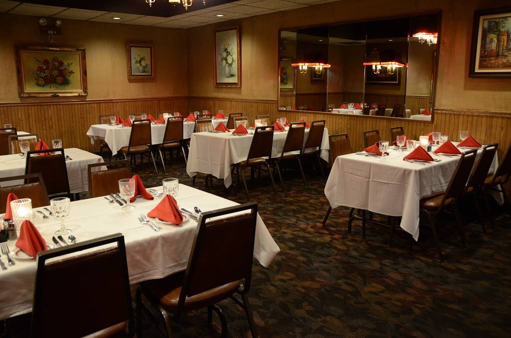 Anthonys Steakhouse & Seafood | restaurant | W3354 WI-50, Lake Geneva, WI 53147, USA | 2622481818 OR +1 262-248-1818